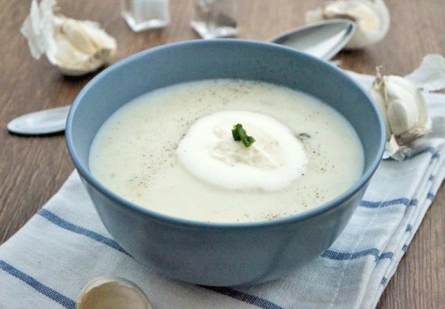 Alt St. Veiter-Knoblauchsuppe