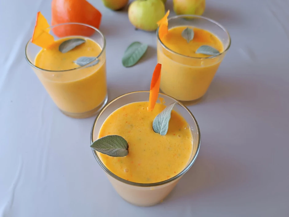 Smoothie mit K&uuml;rbis und Kurkuma
