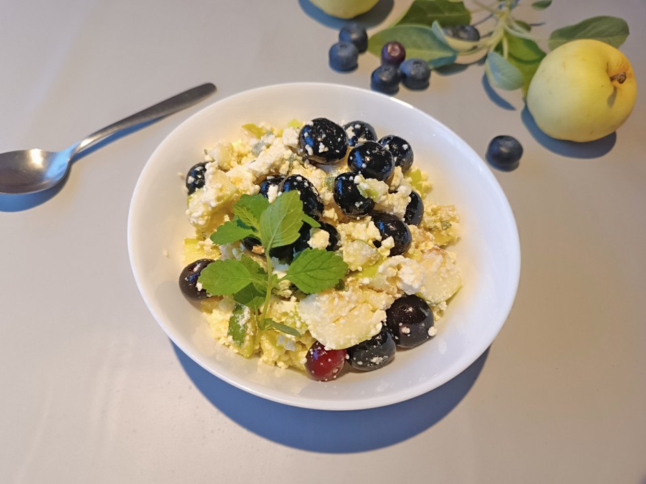 Topfen-Früchte Frühstück