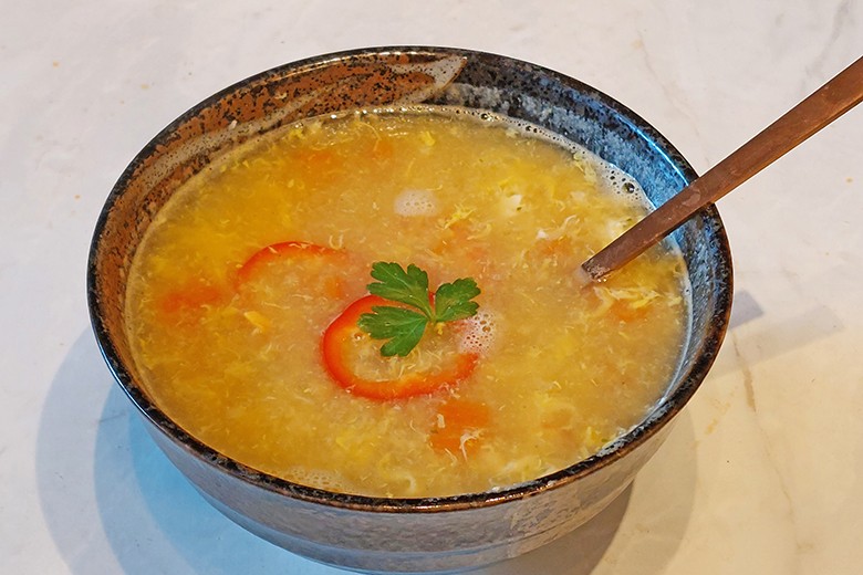 Reissuppe mit Paprika