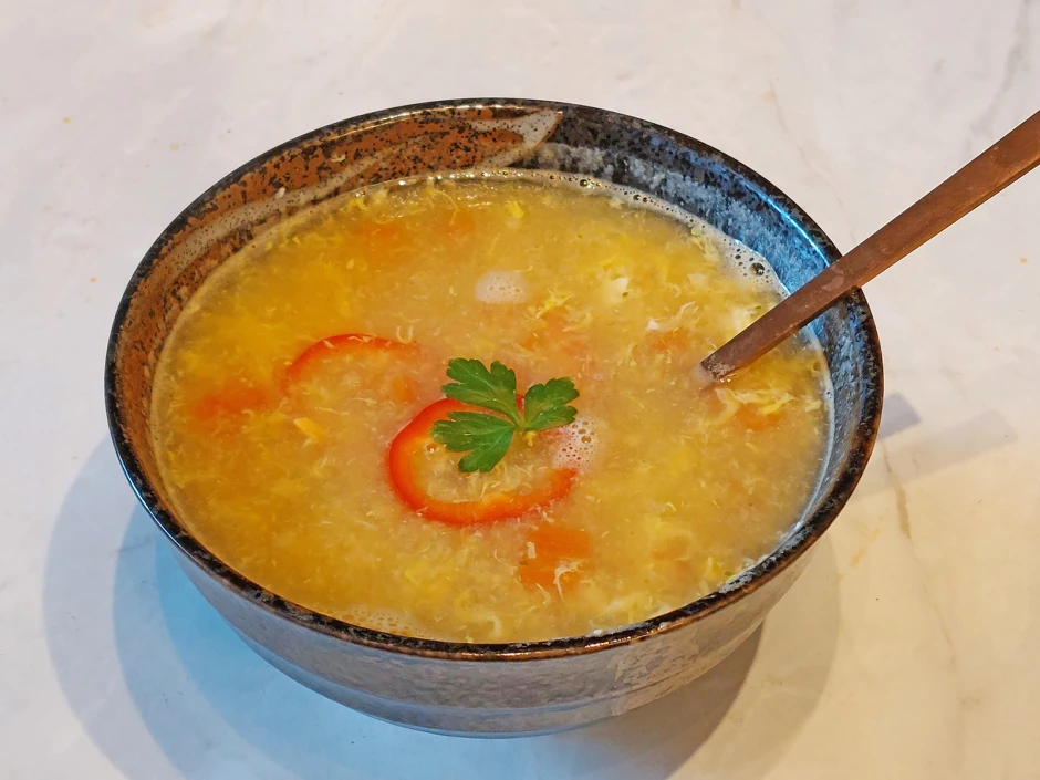Reissuppe mit Paprika