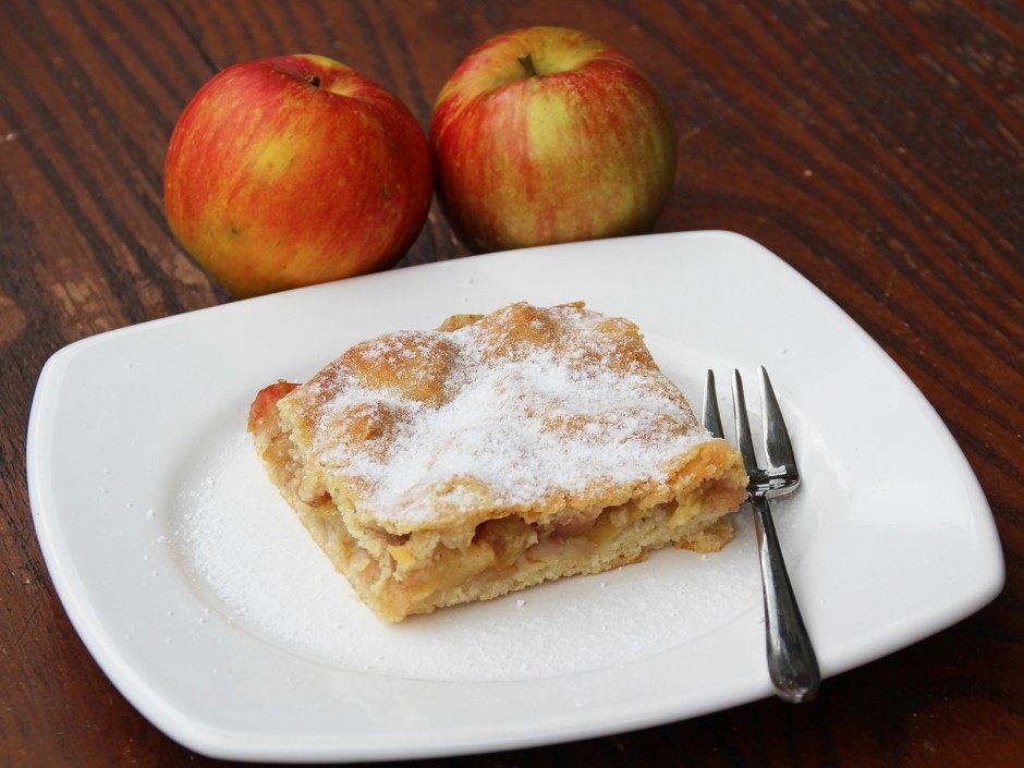 Gedeckter Apfelkuchen vegan