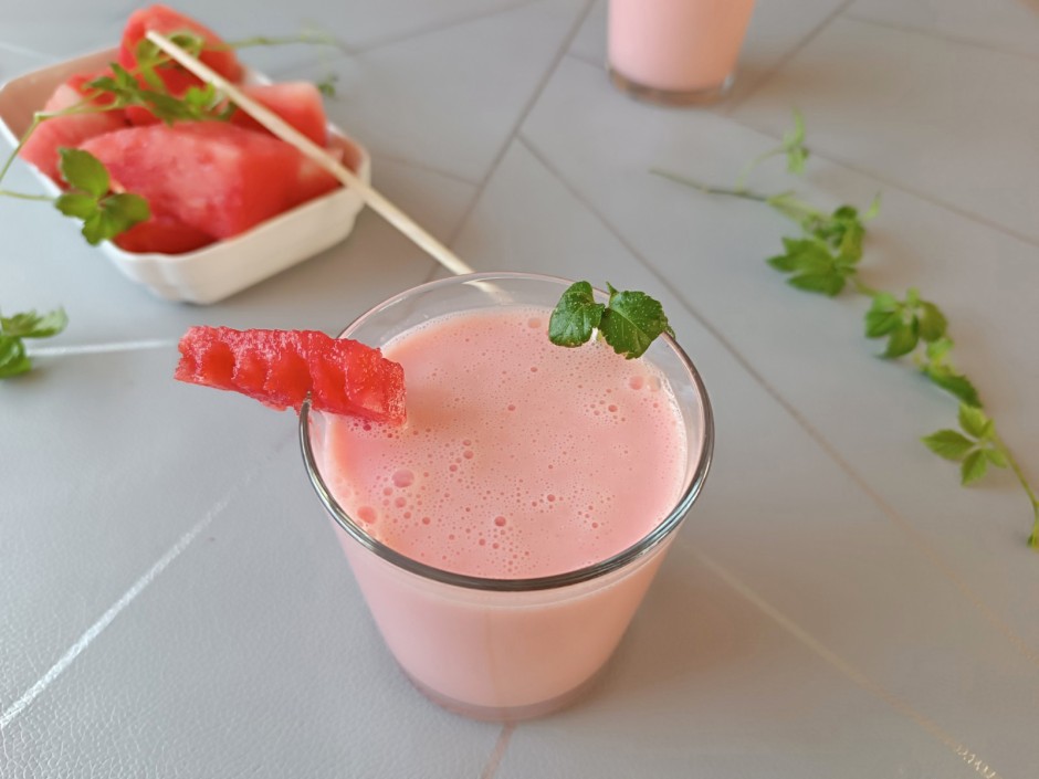 Kefir-Wassermelonen-Shake ohne Zucker