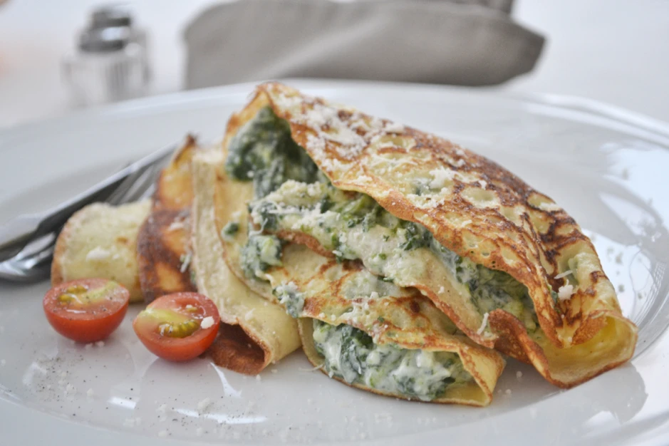 Buchweizenpalatschinken mit Spinatfülle