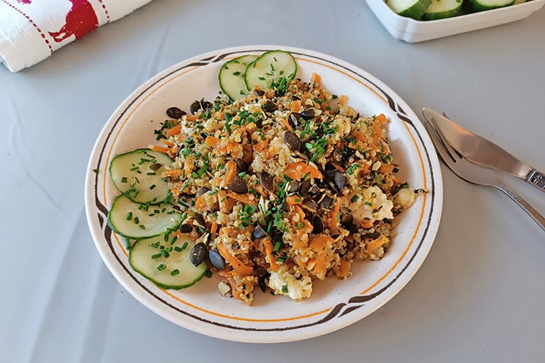 Quinoa-Auflauf aus dem Camping-Backofen