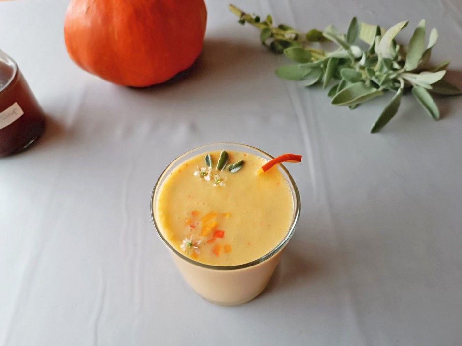 Kefir-Salbeisirup Shake