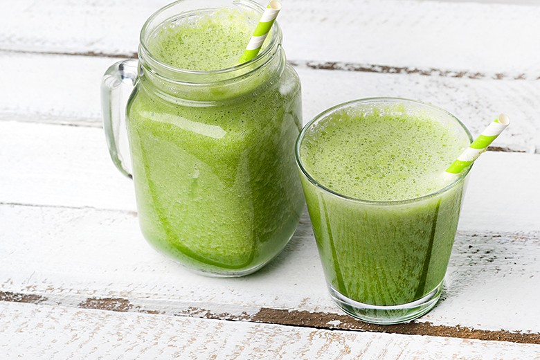 Grüner Smoothie mit Hirtentäschel