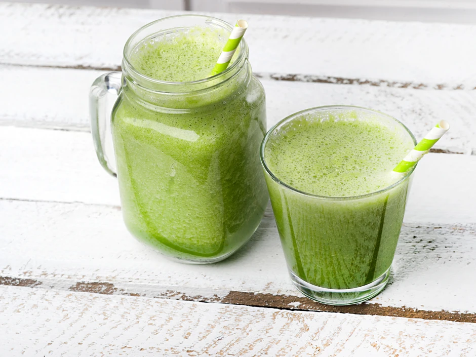 Grüner Smoothie mit Hirtentäschel