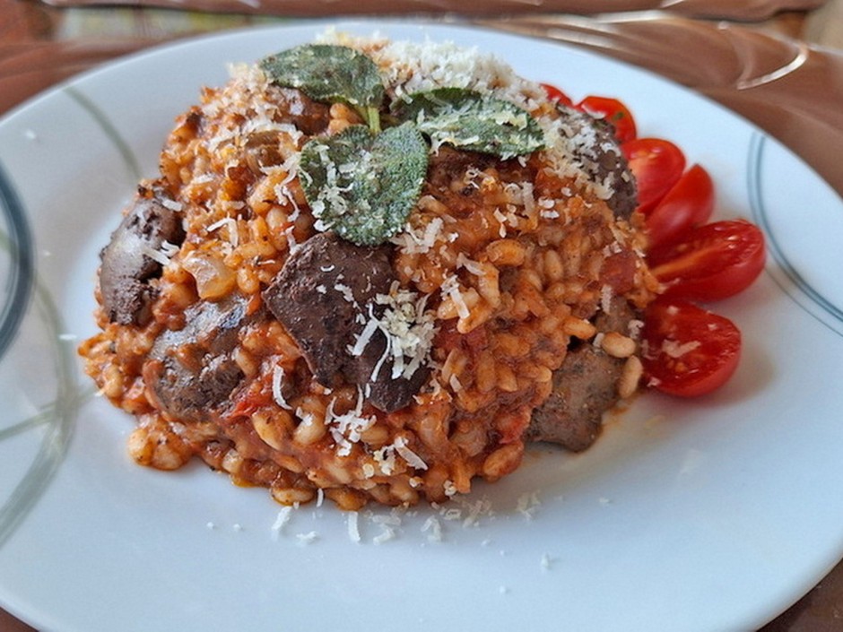 Geflügelleber-Risotto mit Tomaten
