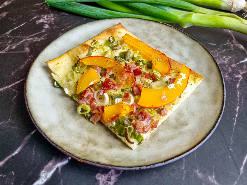 Flammkuchen mit K&uuml;rbis