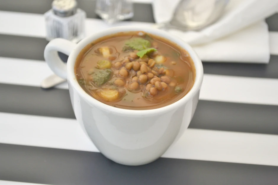 Linsen-Mangoldsuppe