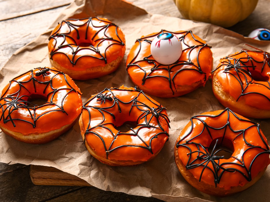 Halloween Spinnennetz Donuts