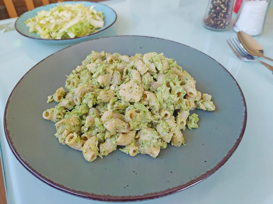 Brokkoli Hähnchen Pasta