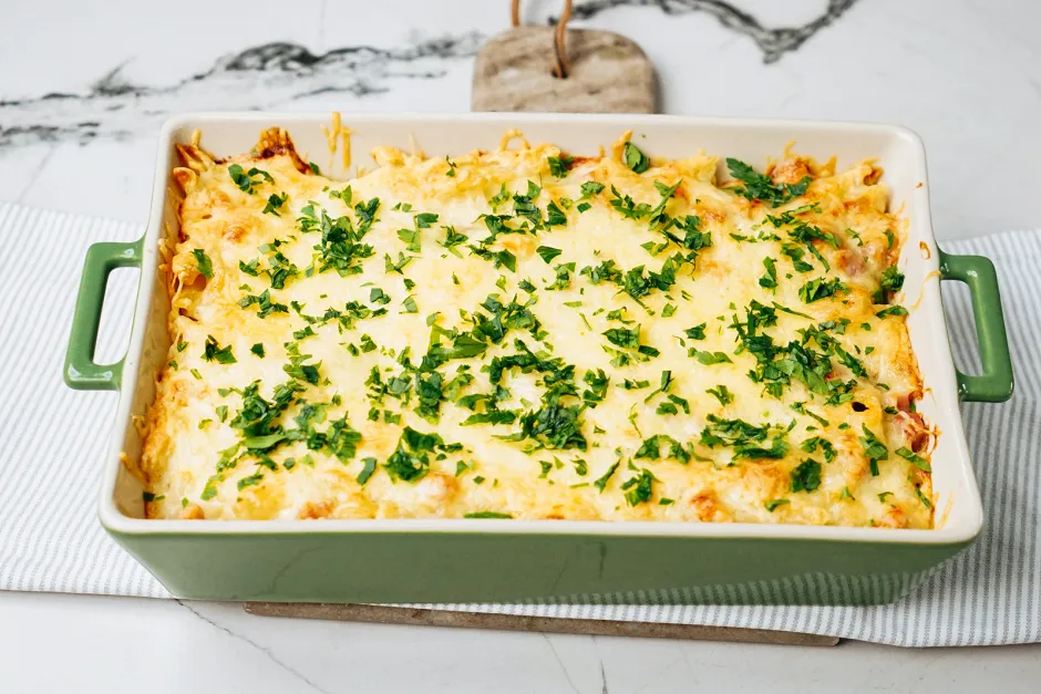 Nudelauflauf mit Schinken-Obers-Sauce