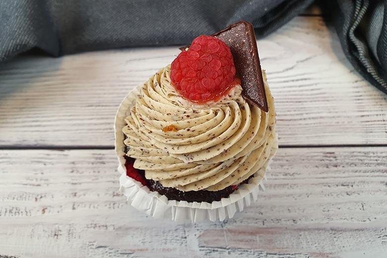 Schoko-Cupcakes mit Haselnuss-Schoko-Frosting