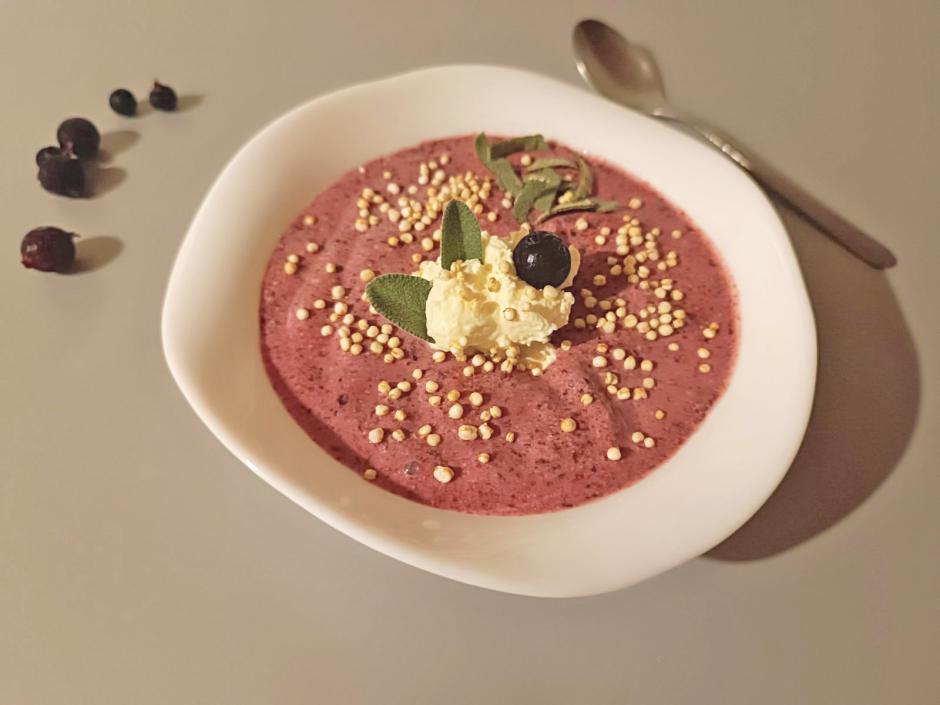 Jostabeeren-Becher