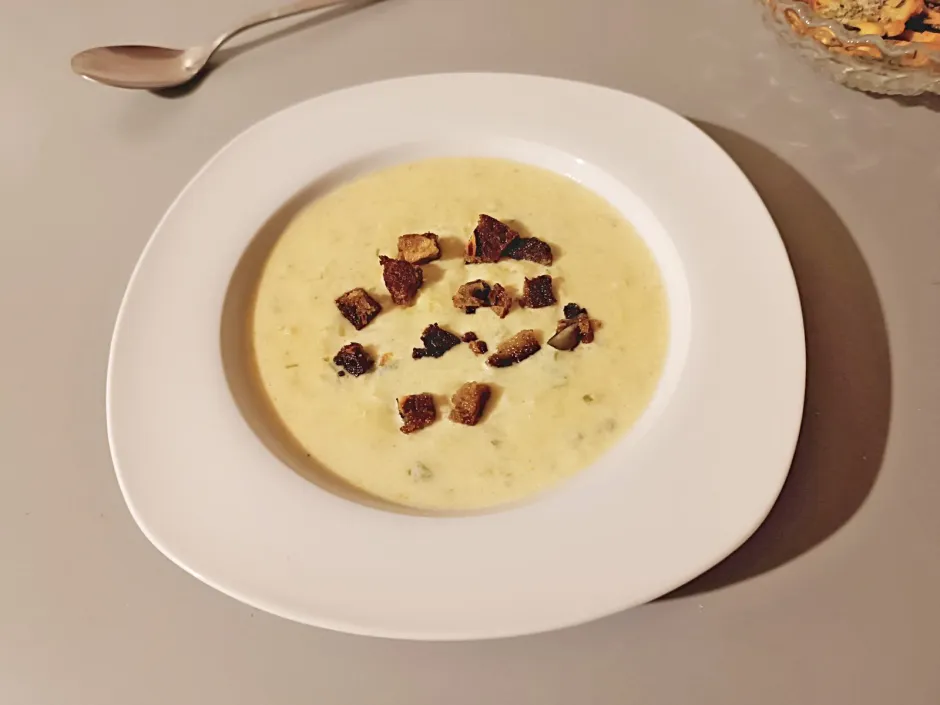 K&auml;sesuppe mit Reis 