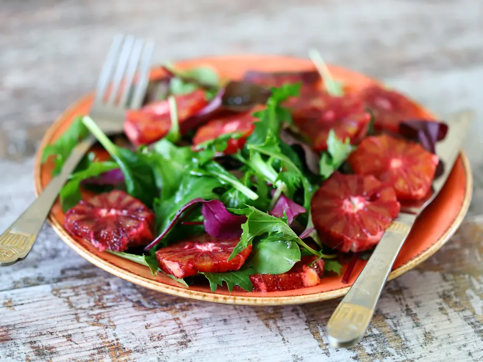 Blutorangensalat mit Haselnuss&ouml;l 