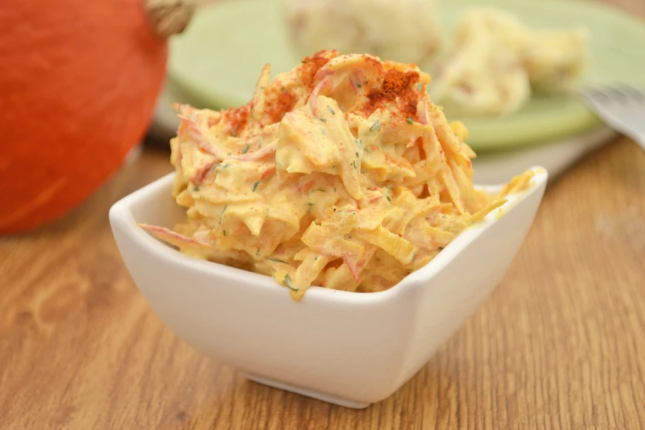 K&uuml;rbissalat