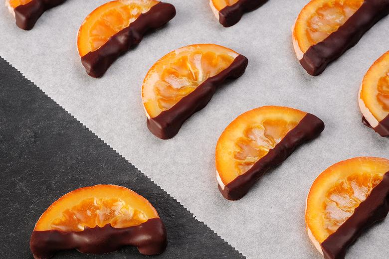 Kandierte Orangenscheiben mit Schokolade