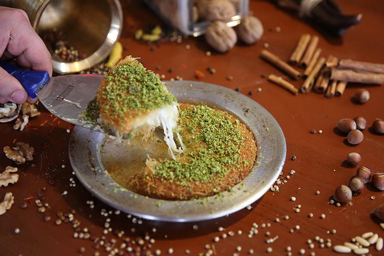 Knafeh