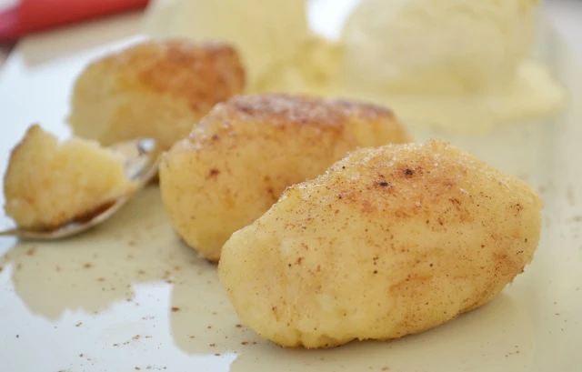 Süße Grießnockerl