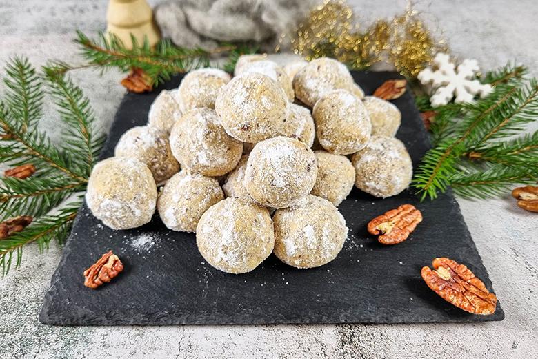 Keto Pekannuss Schneeball-Kekse