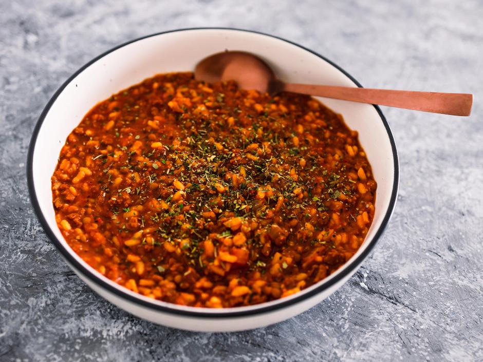 Veganes Bolognese Risotto mit Linsen