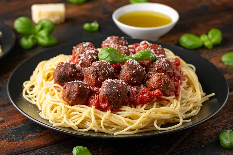 Vegane Fleischbällchen mit Spaghetti