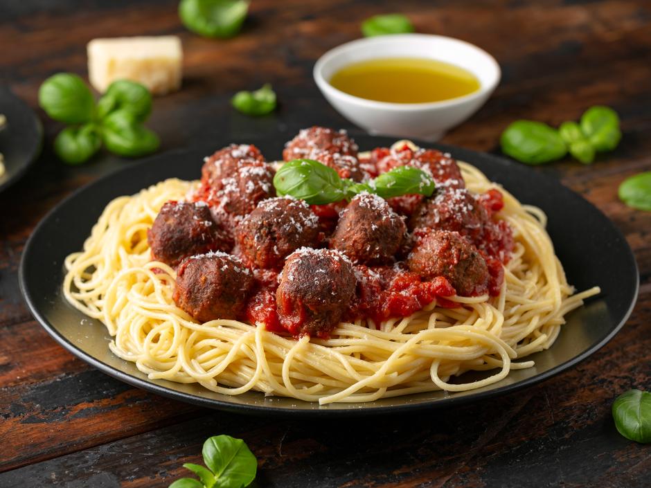 Vegane Fleischbällchen mit Spaghetti