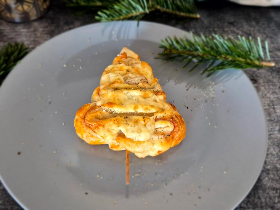 Tannenbaum-Blätterteig-Spieße
