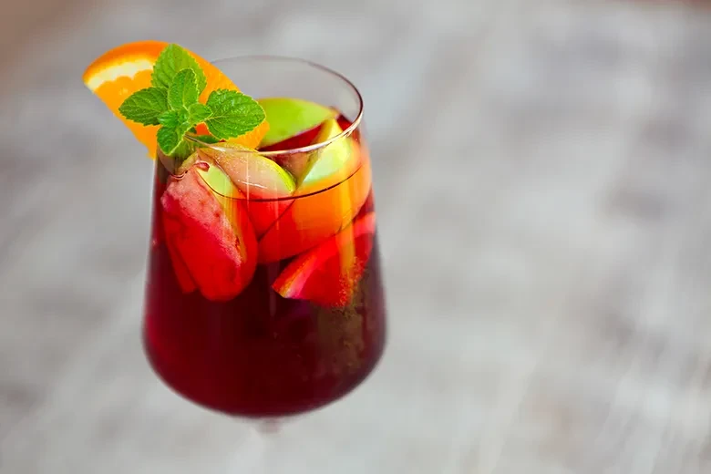 Rotwein-Cocktail