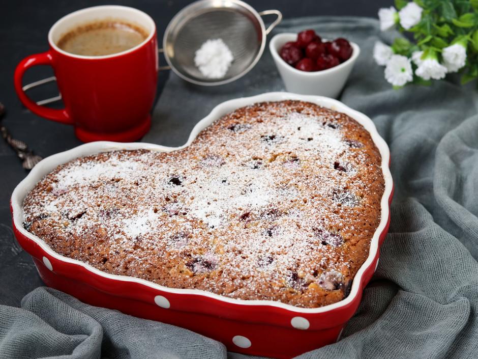 Herzkuchen mit Kirschen