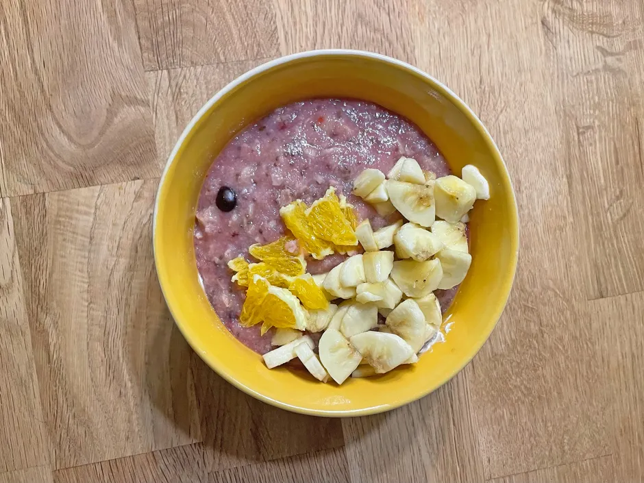 Fruchtiger Power Porridge