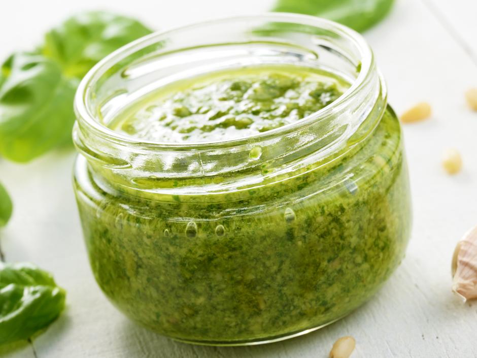 Basilikum-Pesto