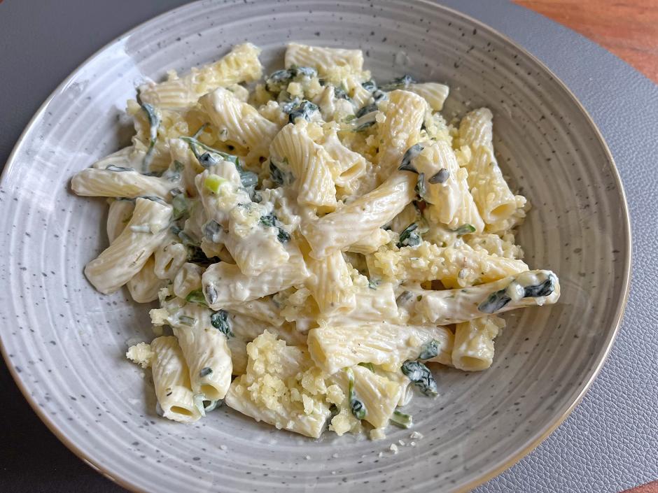 Spinat-Nudeln mit Frischkäse