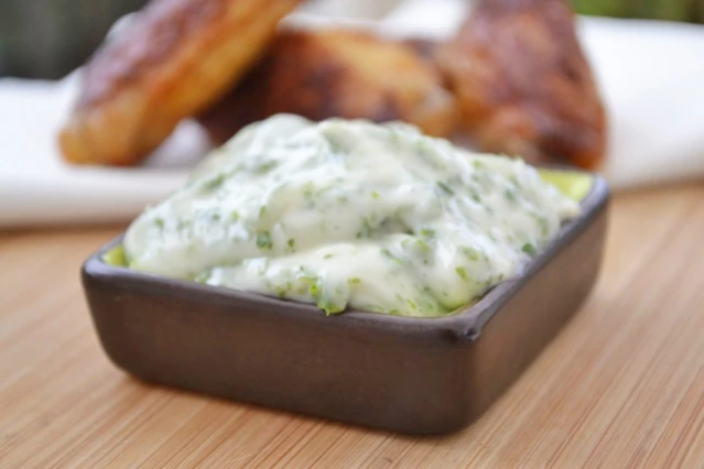 Mayonnaise in Gr&uuml;n