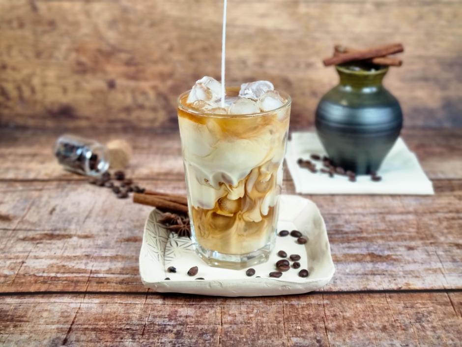 Dirty Iced Chai Latte
