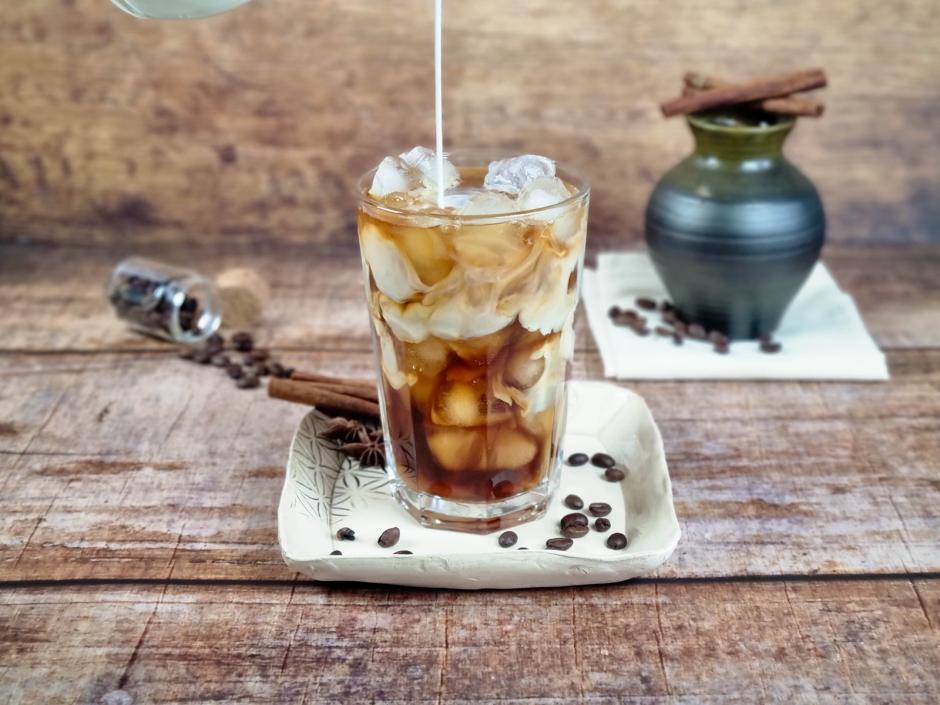Dirty Iced Chai Latte