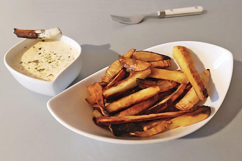 Pastinaken-Sticks