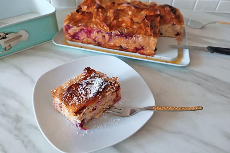 Topfen-Apfelstrudel Kuchen
