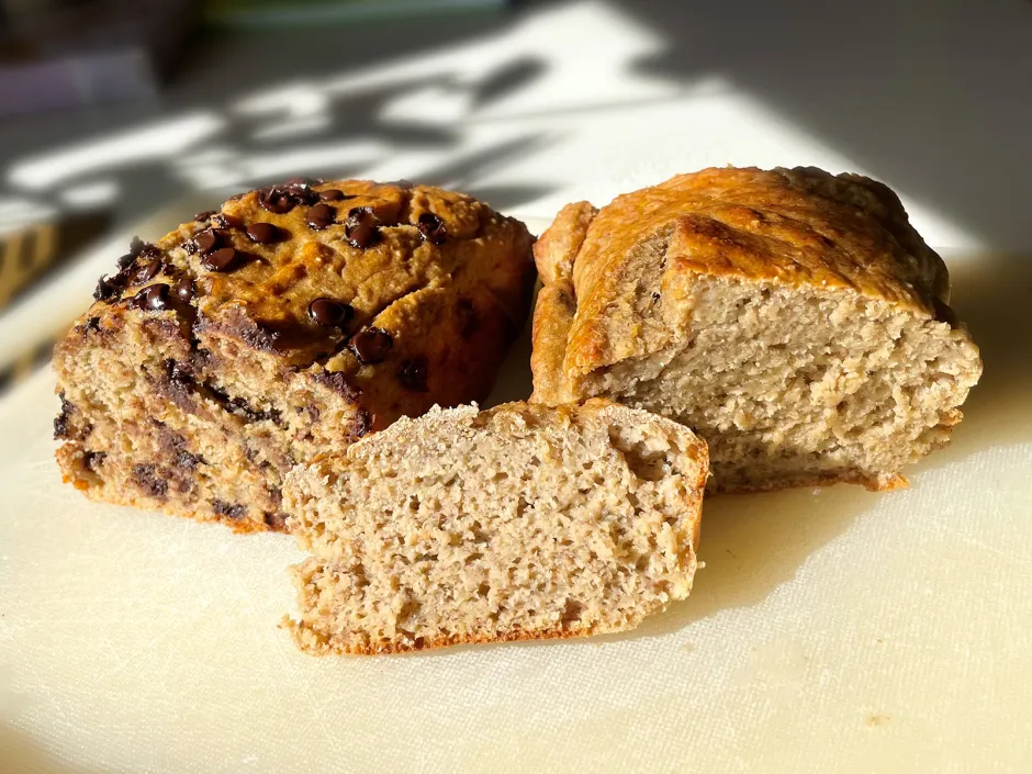 Fluffiges Bananenbrot ohne Zucker und &Ouml;l