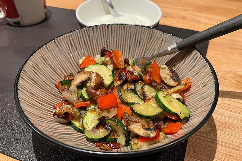 Gemüsepfanne mit Parmesan