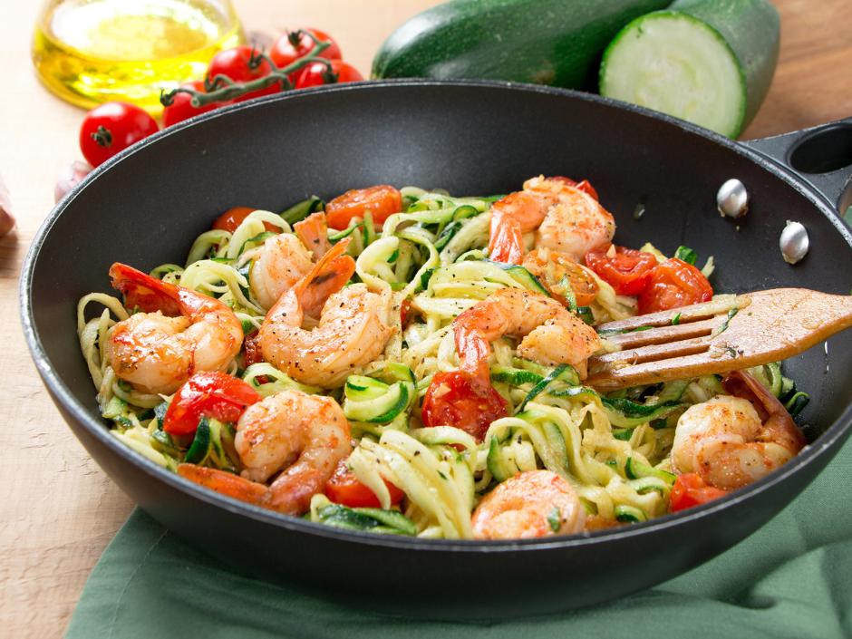Zoodles mit Garnelen