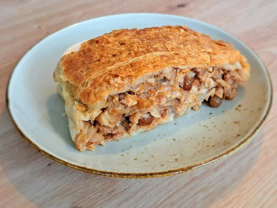 Gezogener Apfelstrudel nach Zuckerbäcker Art