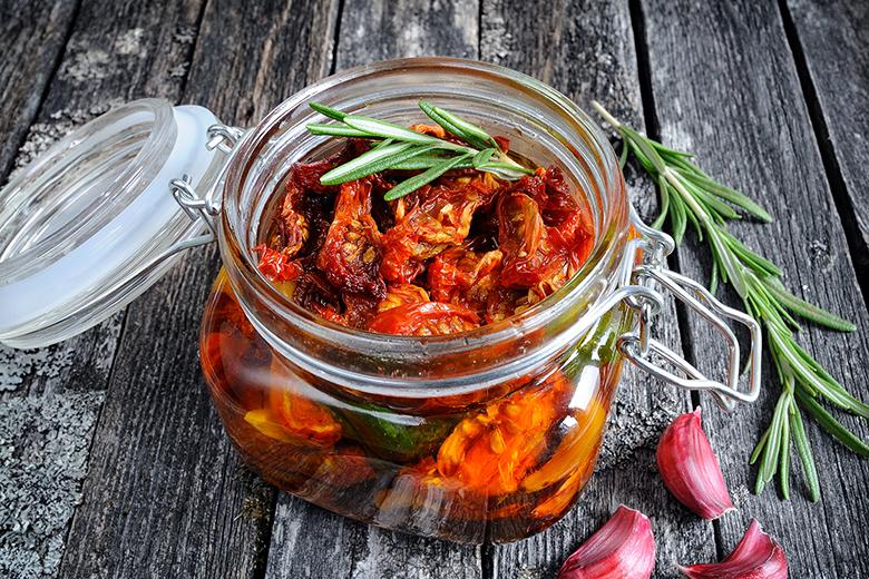 Getrocknete eingelegte Tomaten