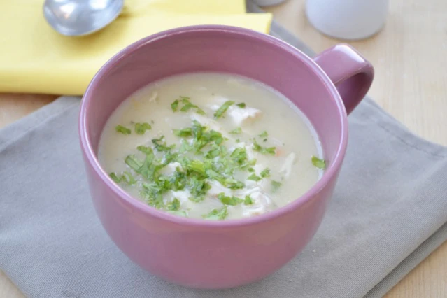 H&uuml;hner-Einmachsuppe