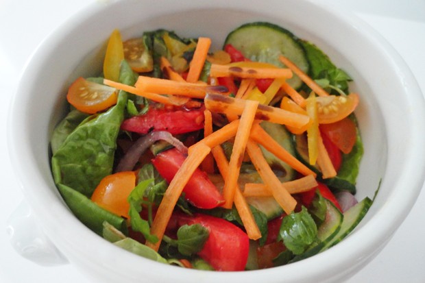 Bunter Sommersalat
