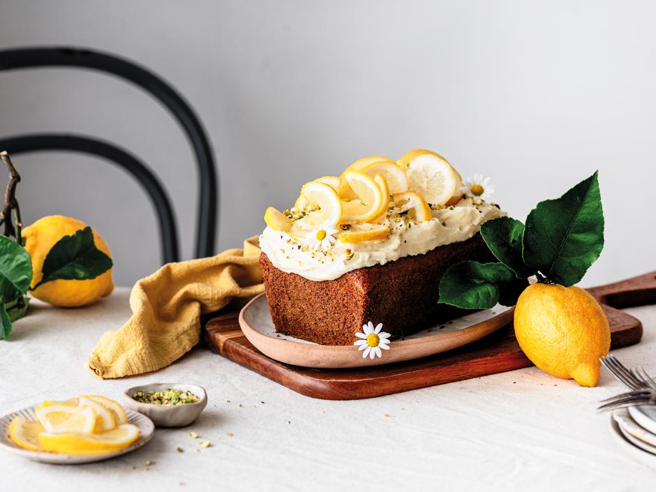 Olivenöl-Zitronen-Pistazien-Kuchen