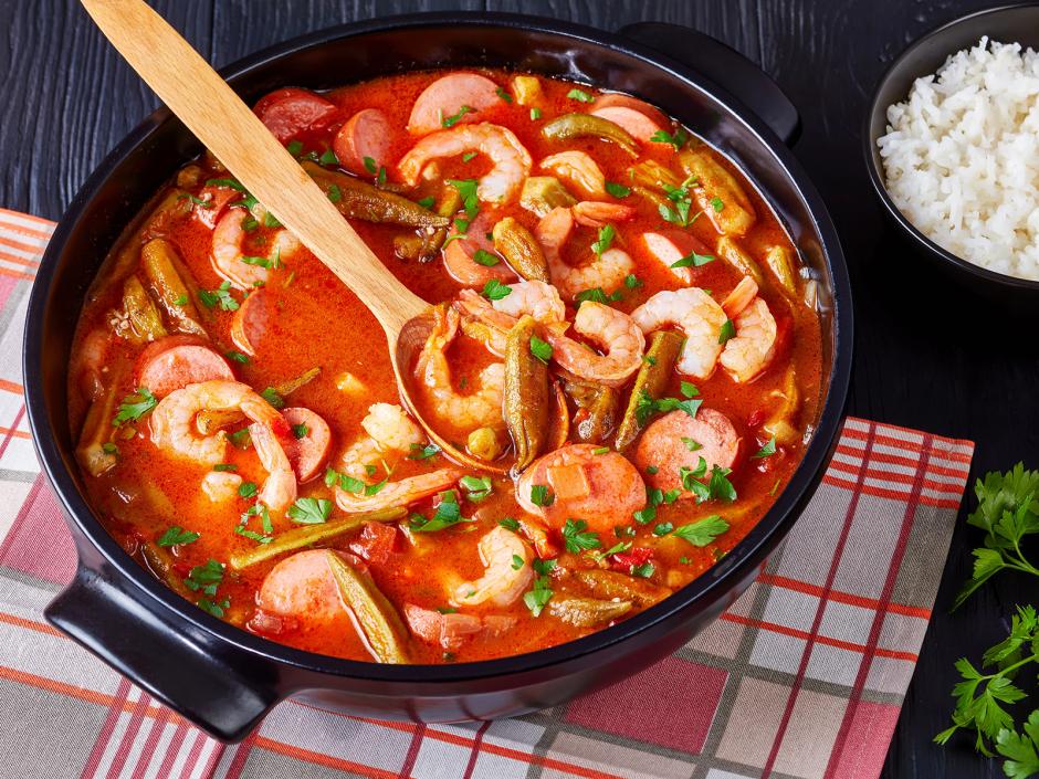 Gumbo mit Okra und Shrimps
